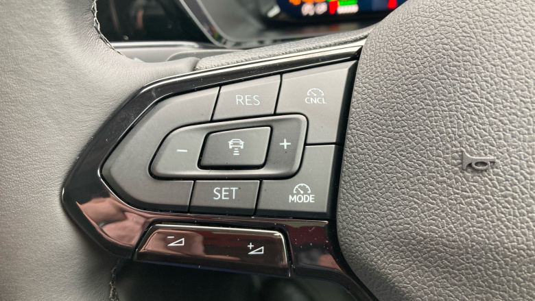 Ford Transit Connect 250 L2 Petrol 1.5 EcoBoost PHEV 150 Limited Van Auto